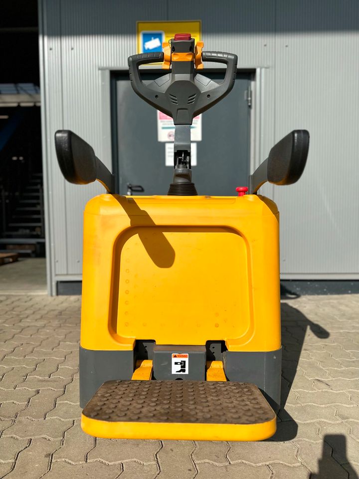 Electric Rider Pallet Truck - Model CBD20R III in Jork