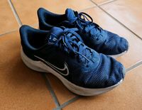 Nike Turnschuhe Gr 40 (7) Hessen - Oberursel (Taunus) Vorschau