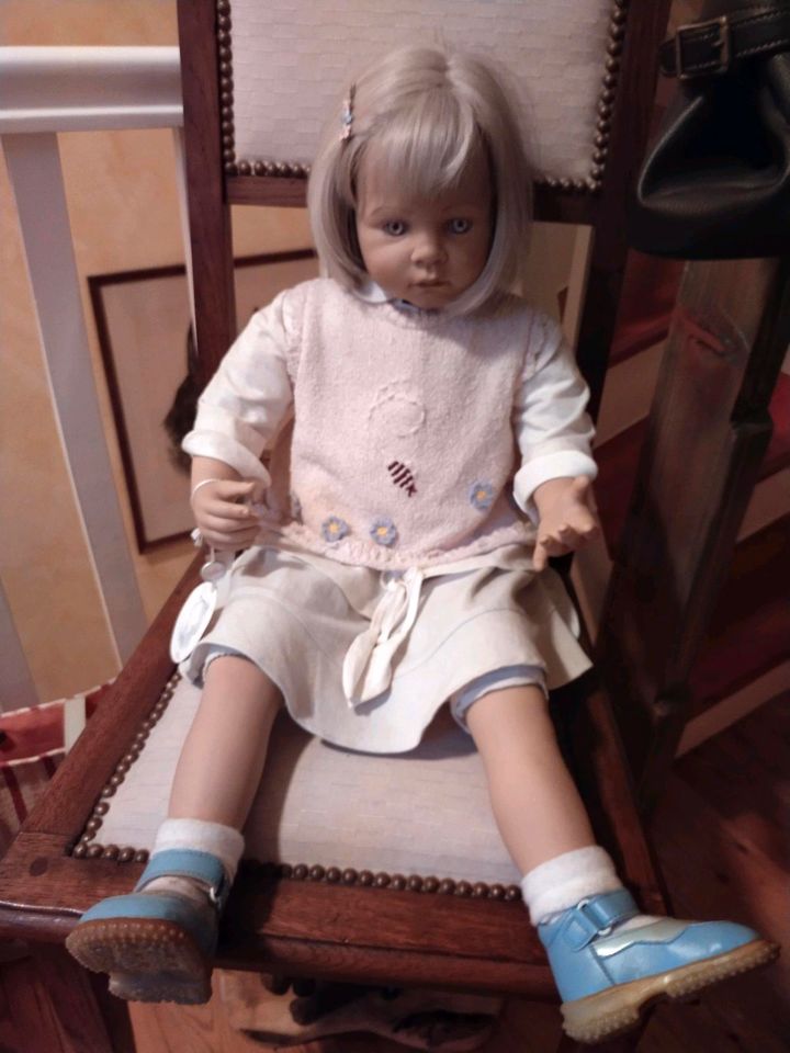 Sammler Puppe von Bettine Klemm in Ottweiler