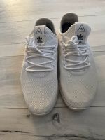 Adidas Hu Schuhe weiß Gr. 41 1/3 Hessen - Bensheim Vorschau