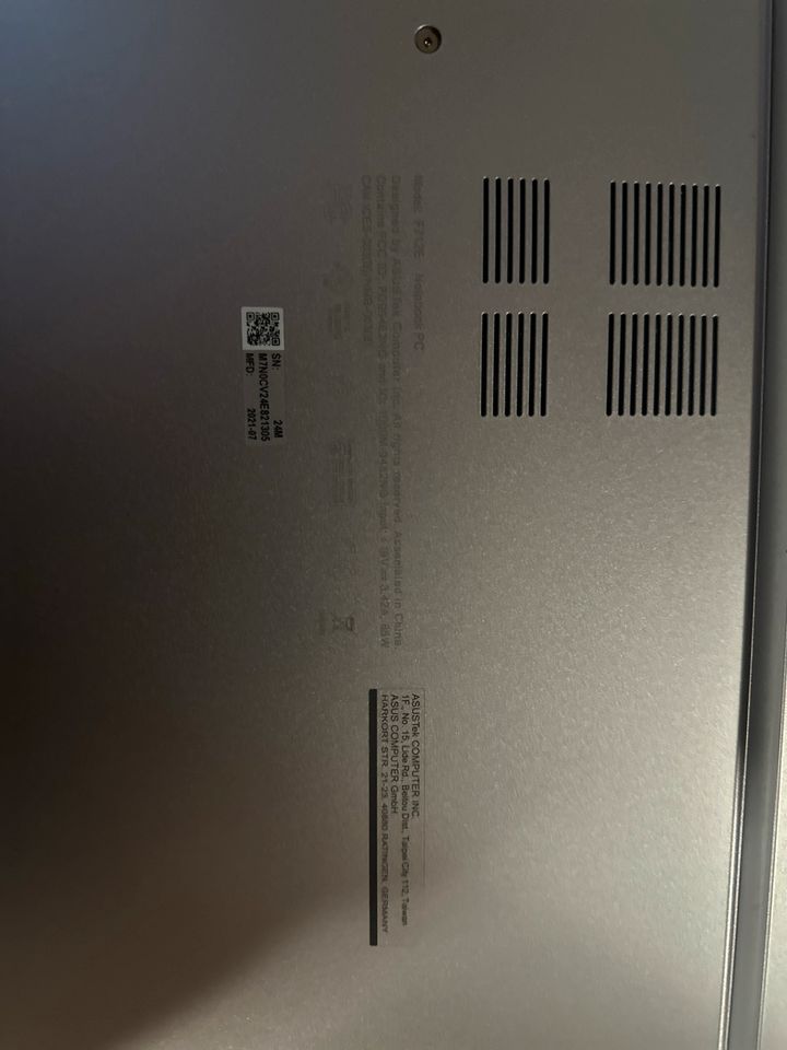 Laptop Asus Vivobook in Gelsenkirchen