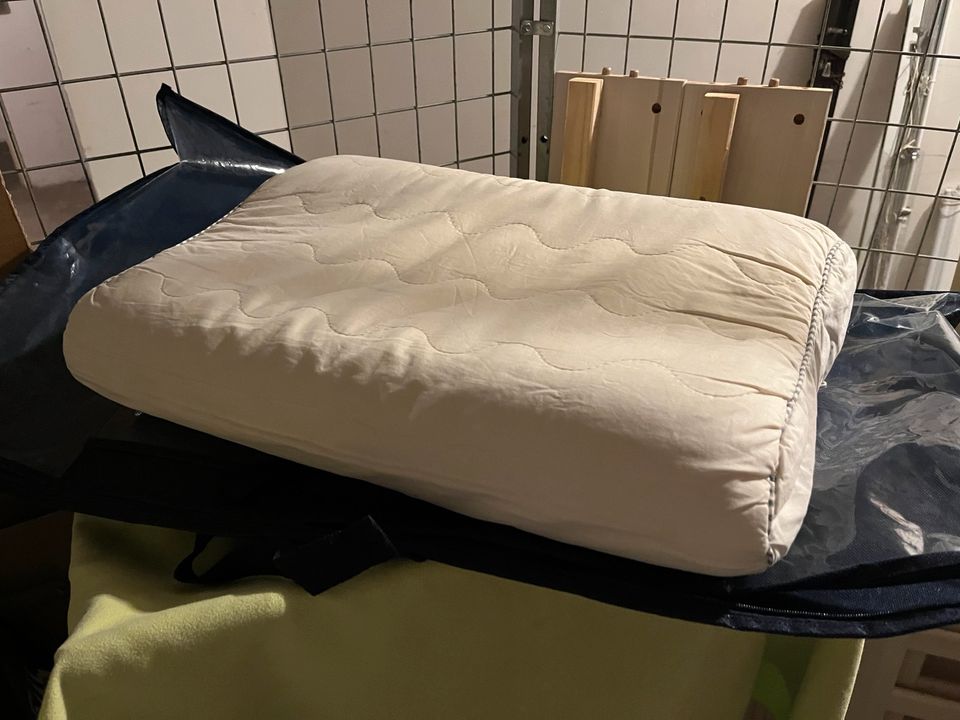 Kissen neuwertig Ikea MJUK 365+ seitenschläfer in München