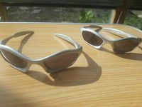 Kinder Sonnenbrille 2 x vorhanden grau/Plastik, je 4,00 EUR Bayern - Rottendorf Unterfr Vorschau