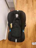 Britax Römer Autositz mit Neugeboreneneinsatz und isofix Berlin - Lichtenberg Vorschau