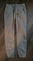 Essential Herren Jungs Hose beige 30 kaum getragen Hessen - Wetzlar Vorschau