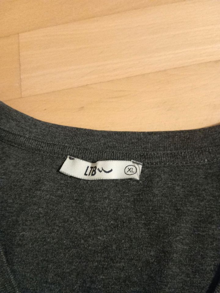 LTB Longsleeve dunkelgrau Gr. XL in Gönnheim