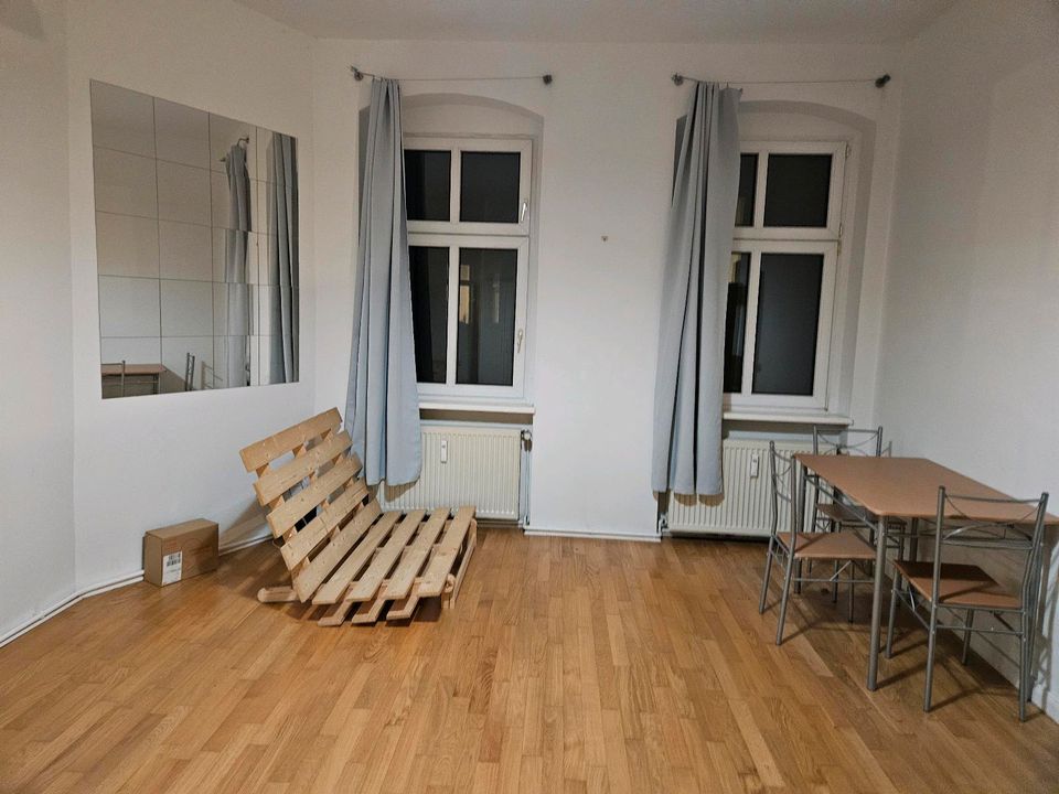 Untermiete 1.5 Zi Wohnung für monate Mai, Juni und Juli in Berlin