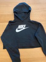Nike Hoodie kurz schwarz in Gr. M+ Nordrhein-Westfalen - Bad Wünnenberg Vorschau