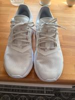 Sportschuhe On weiß neuwertig Münster (Westfalen) - Gremmendorf Vorschau