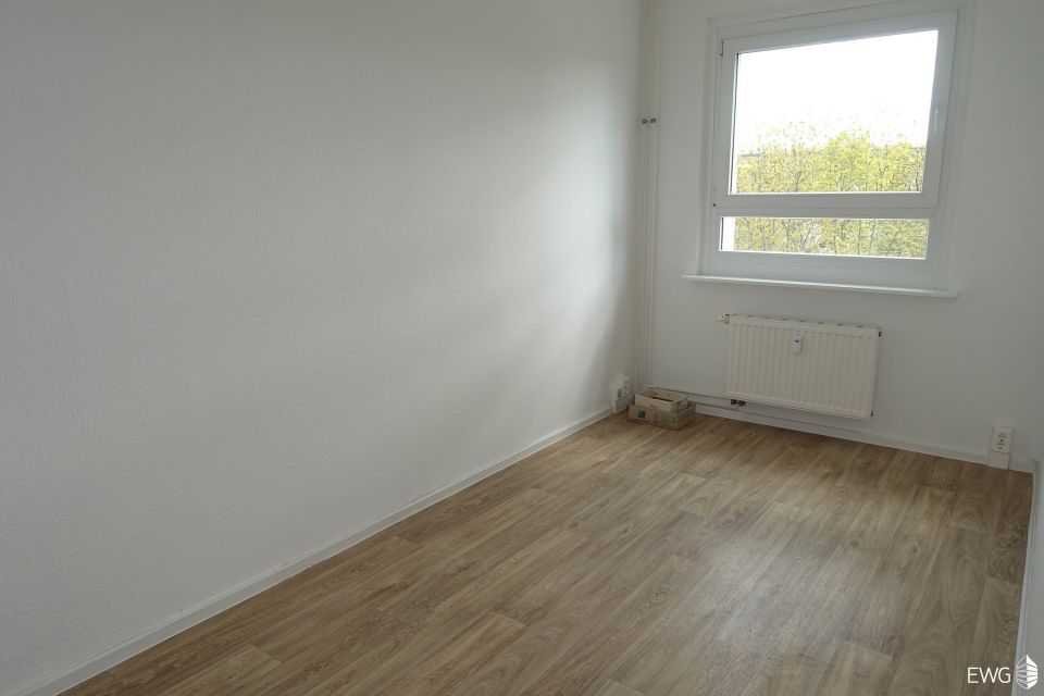 3-Raum-Wohnung mit Balkon und super Infrastruktur in Dresden