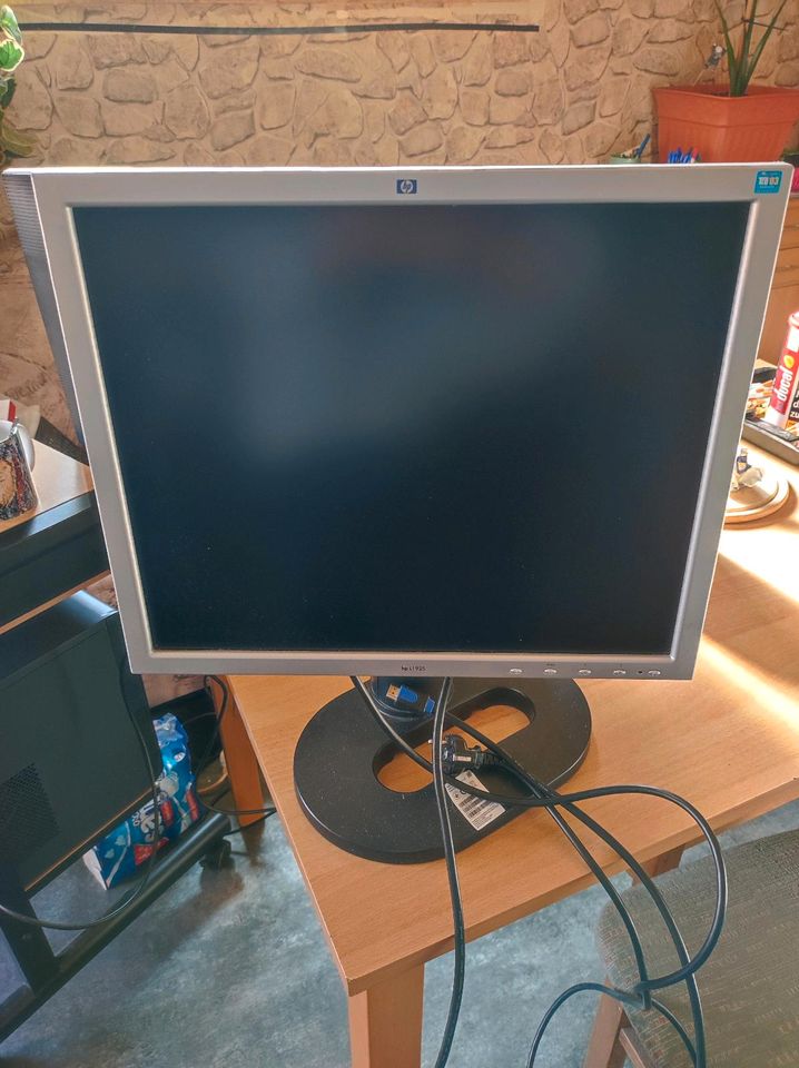 HP Monitor 19 Zoll in Hannover