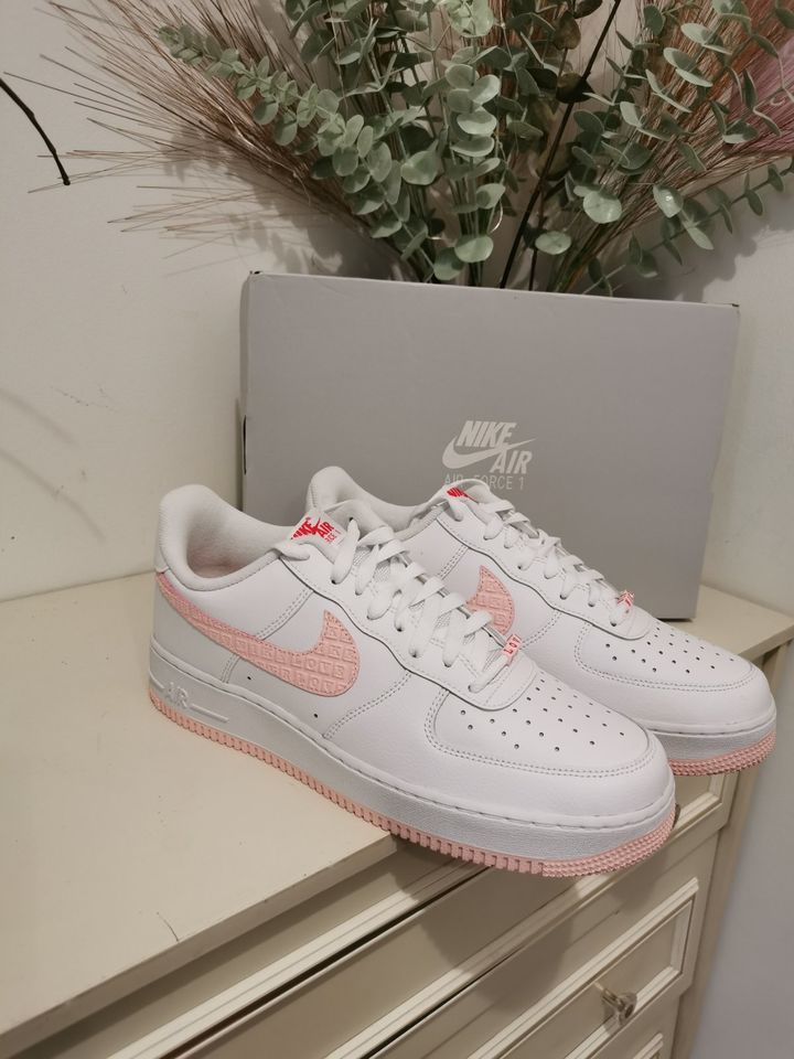 Nike Air Force 1 - sonderedition - gr 44 neu in Essen - Essen-Stadtmitte |  eBay Kleinanzeigen ist jetzt Kleinanzeigen