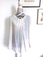 BOSS cremefarbenes BLUSEN SHIRT Seide Gr.40 Nordrhein-Westfalen - Pulheim Vorschau