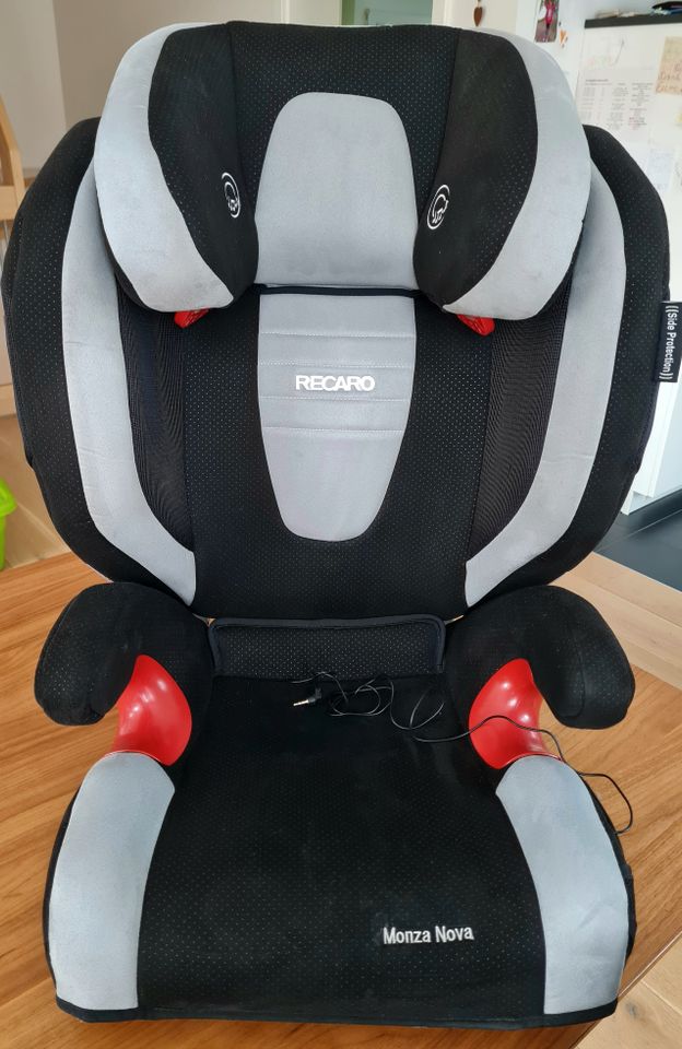 Kindersitz Recaro Monza Nova 2 Seatfix, Unfallfrei in Neuffen