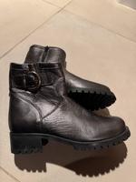 UNISA Stiefel Silber Gr 37,5 Kr. München - Feldkirchen Vorschau
