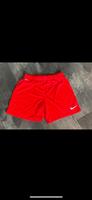Nike Short - Gr. L - rot Hessen - Langenselbold Vorschau