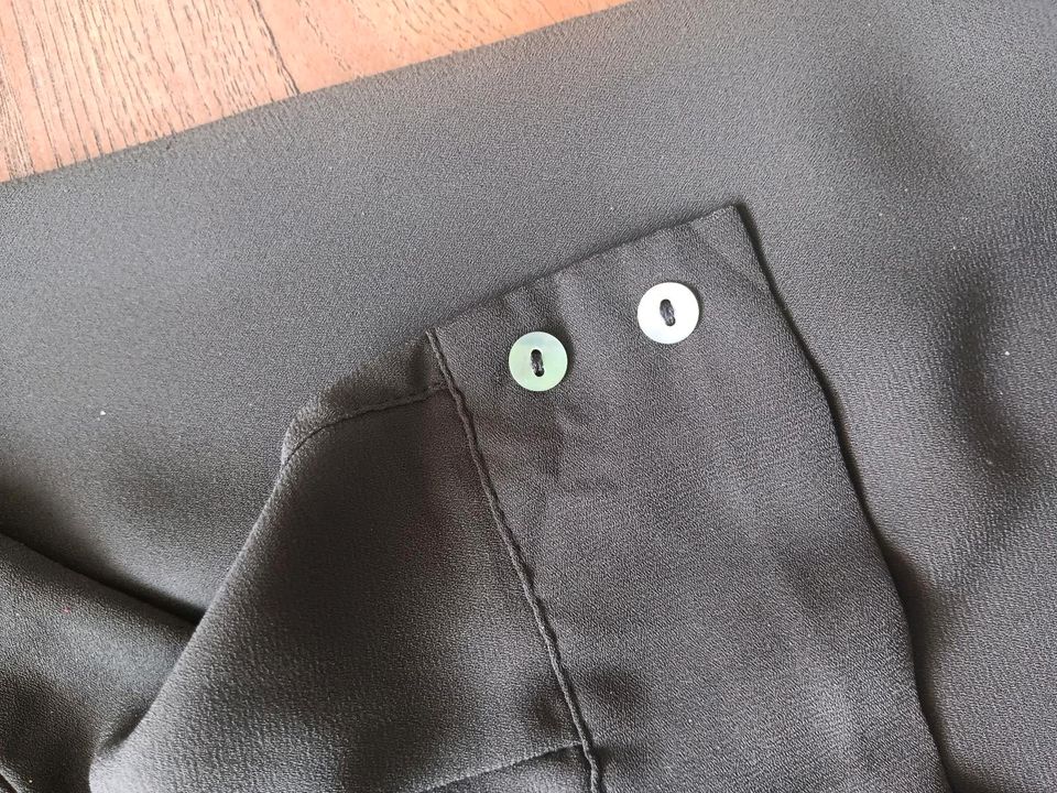 H&M Damen Bluse/Hemd, sehr guter Zustand,Gr. 34 in Niederkassel