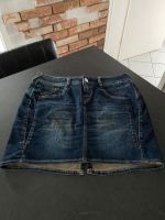 Neu&ungetragen Herrlicher Damen Jeans ROCK Blau M/L (28) Bayern - Fürth Vorschau