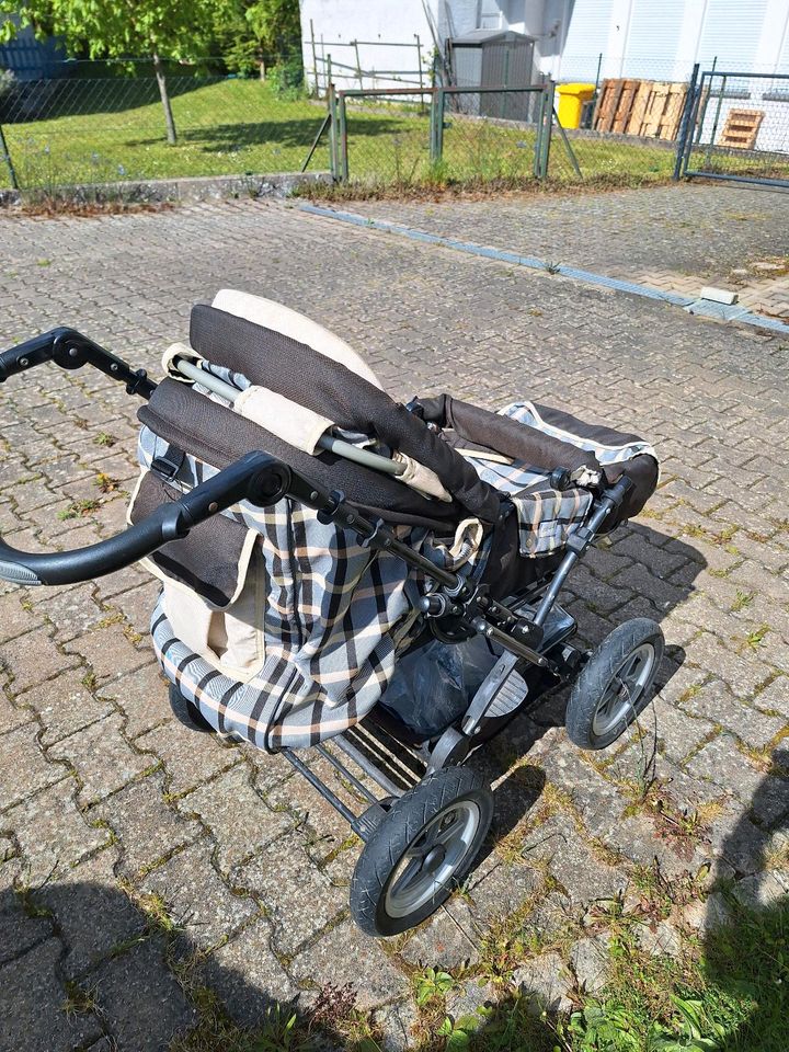 Kinderwagen Buggy mit Softtragetasche in Holzgerlingen