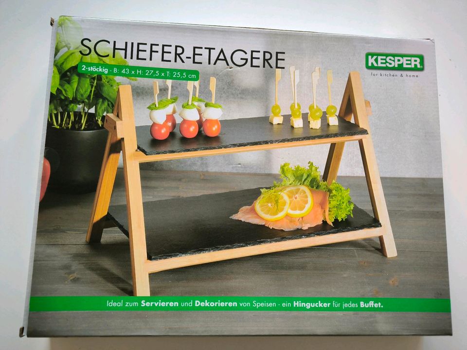 Schiefer Etagere in Wustermark