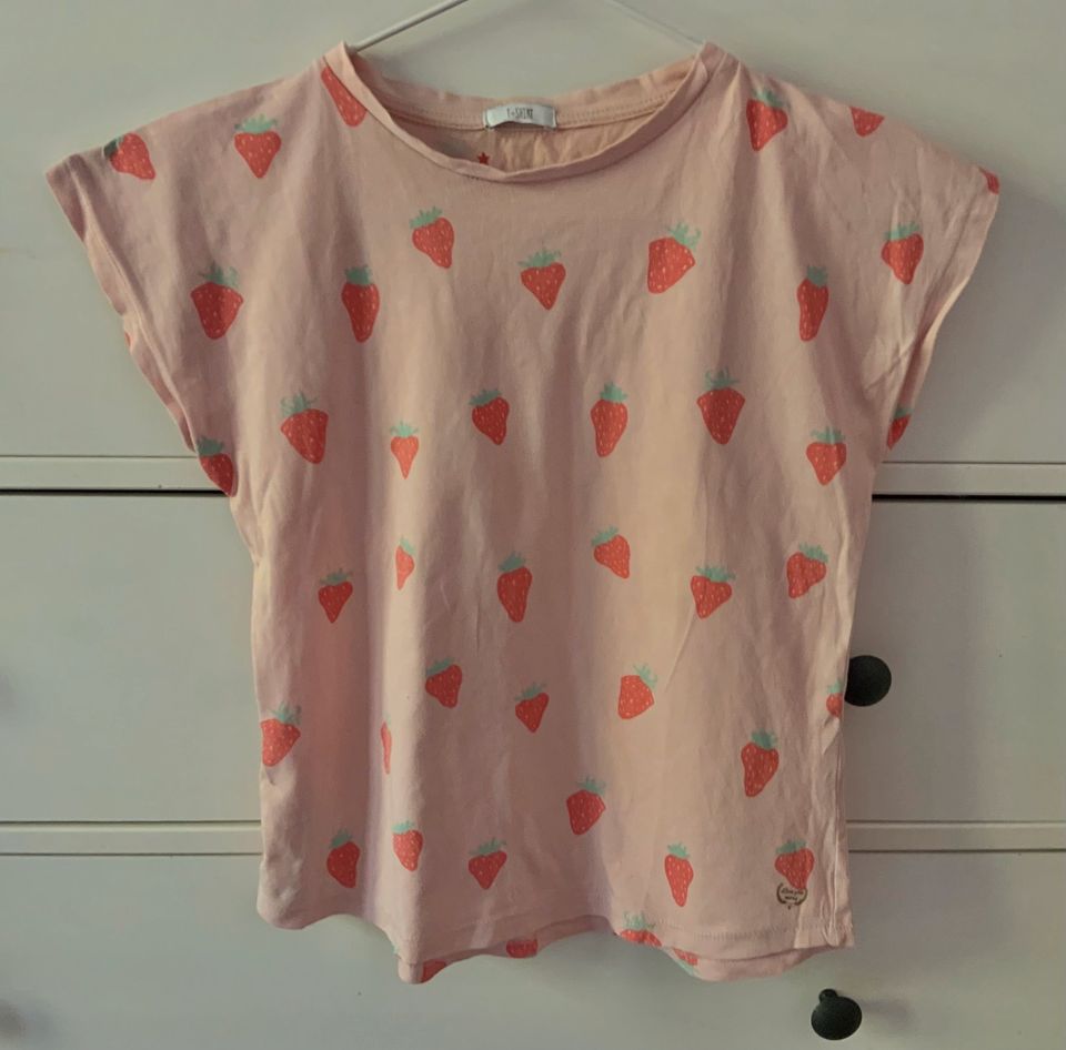 T-Shirt mit Erdbeeren 100% Baumwolle in Hamburg
