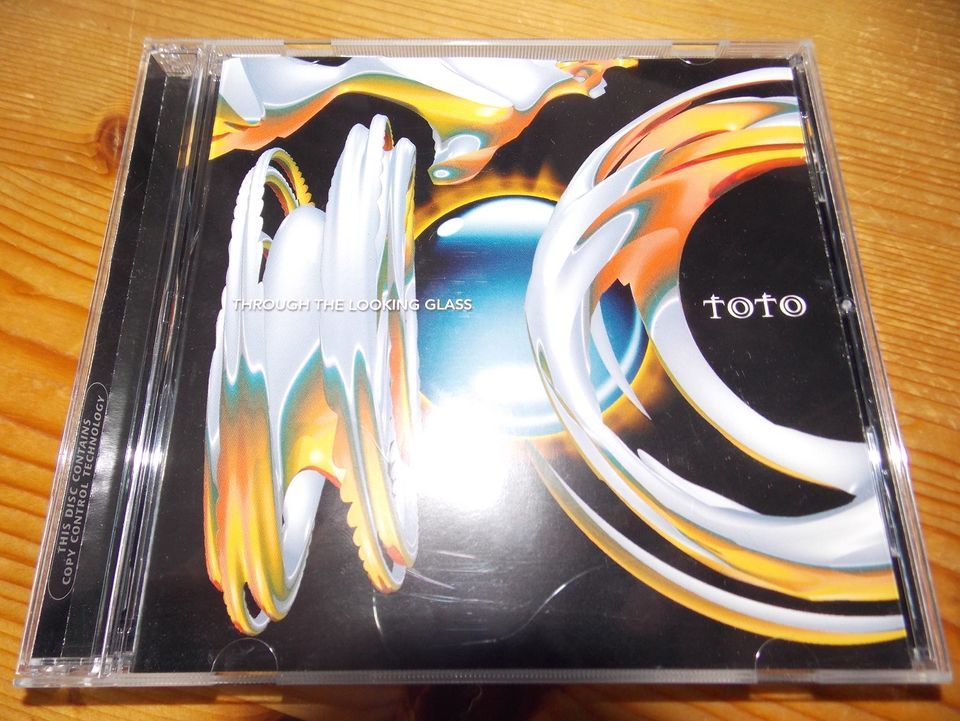 CD: Toto - Through The Looking Glass - (11 Tracks/Songs) - 2002 in Eggenfelden