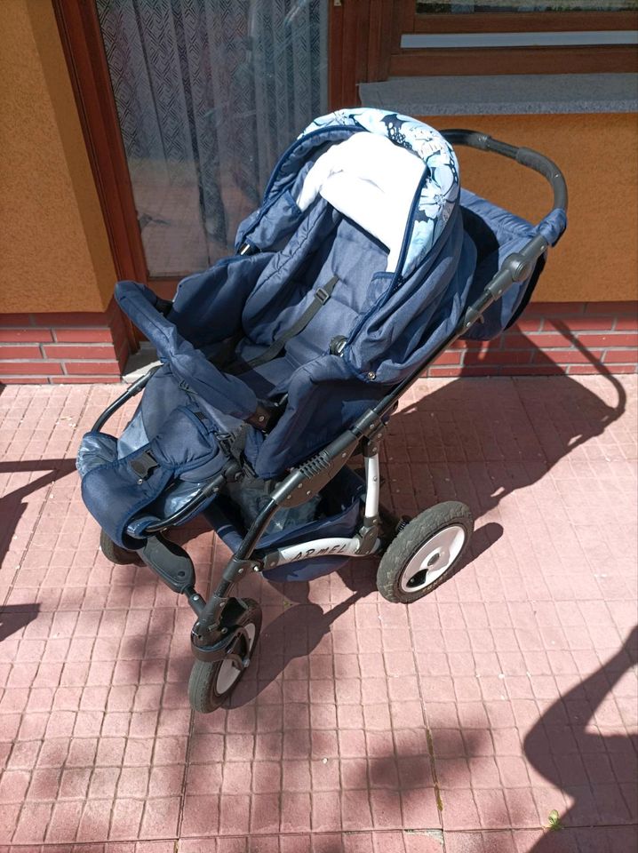 Kinderwagen zu verkaufen in Schlüchtern