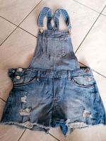 Jeans  Latzhose Grösse 152 Baden-Württemberg - Burladingen Vorschau