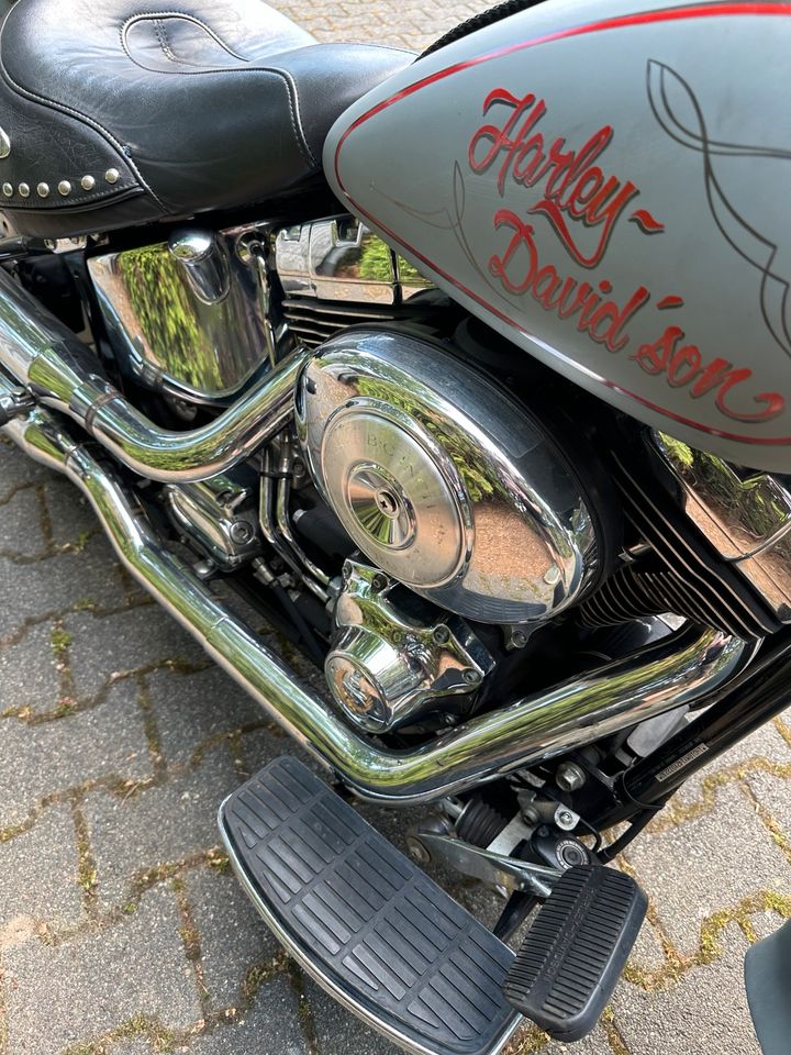 Harley FAT Boy Bj. 2002 in Pfungstadt