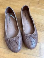 Tamaris Ballerinas 39 braun Leder Lochmuster Leipzig - Leipzig, Südvorstadt Vorschau