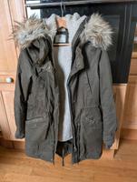 Warme 2-in-1 Parka/Winterjacke von Bershka, große M München - Laim Vorschau