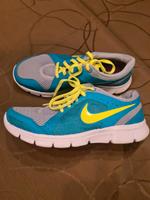 Sportschuhe Turnschuhe Nike Gr. 39 (wie neu) Niedersachsen - Lohne (Oldenburg) Vorschau