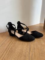 Dirndl Schuhe pumps schwarz dirndlschuhe sandalen 39 Bayern - Kastl b. Amberg Vorschau