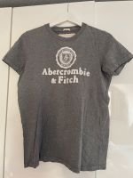 T-Shirt Herren von Abercrombie & Fitch in Größe M grau Baden-Württemberg - Heidelberg Vorschau