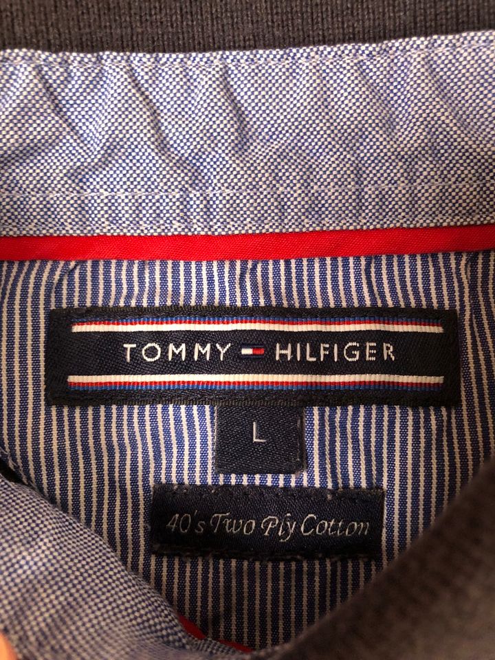 Poloshirt Tommy Hilfiger blau Größe L in Reinbek
