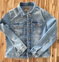 Only Carmakoma Jeans Jacke Gr. 44 blau Neu Niedersachsen - Zetel Vorschau
