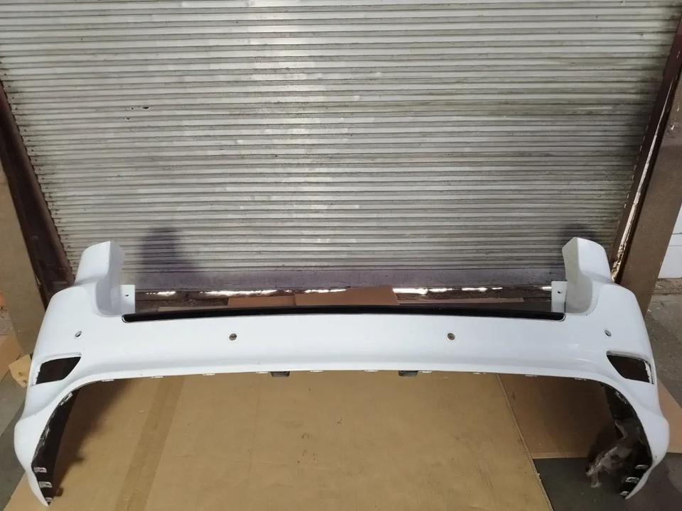 JEEP GRAND CHEROKEE WK2 SRT STOßSTANGE STOSSSTANGE HINTEN in Zittau