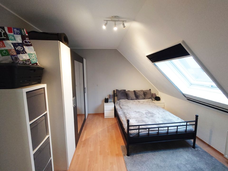 Möblierte 2-Zimmer-Wohnung zwischen Rotter See und Einkaufszentrum in Troisdorf