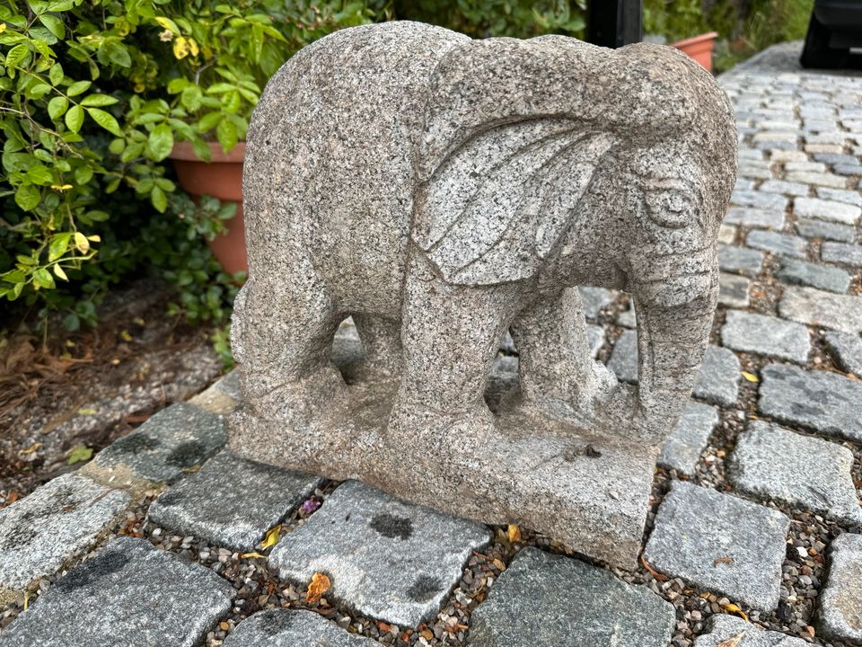 Granite elephant massivem Granit Gartenfigure 30 x 30 cm in Buchloe