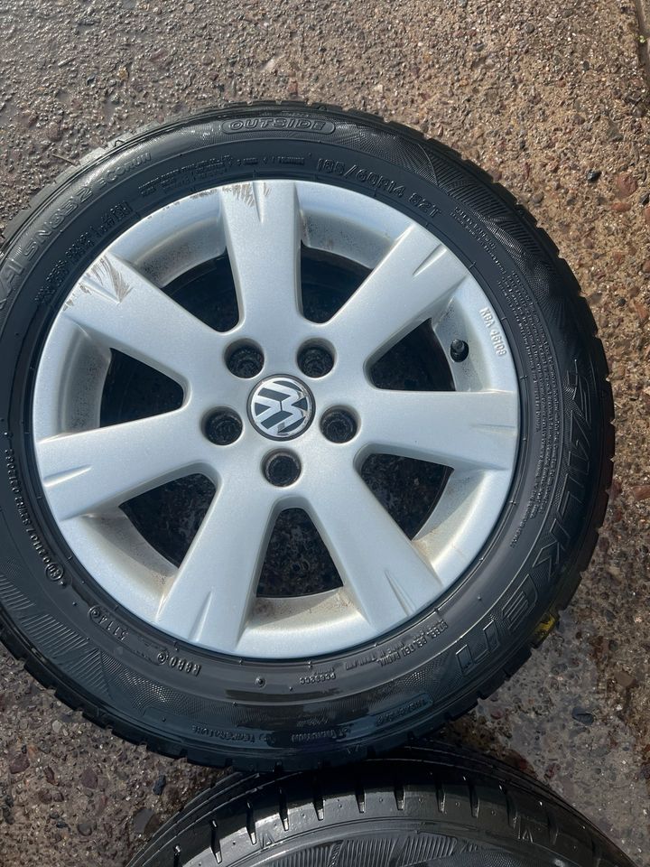 Vw Polo 9N Alufelgen Sommerreifen  185/65R14 in Espenau