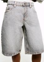Suche diese Jeans, Bershka, Größe 34, hellgrau Hessen - Gießen Vorschau