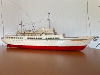 Modellbau Boot, RC Boot, Wappen von Hamburg 1 Niedersachsen - Seelze Vorschau