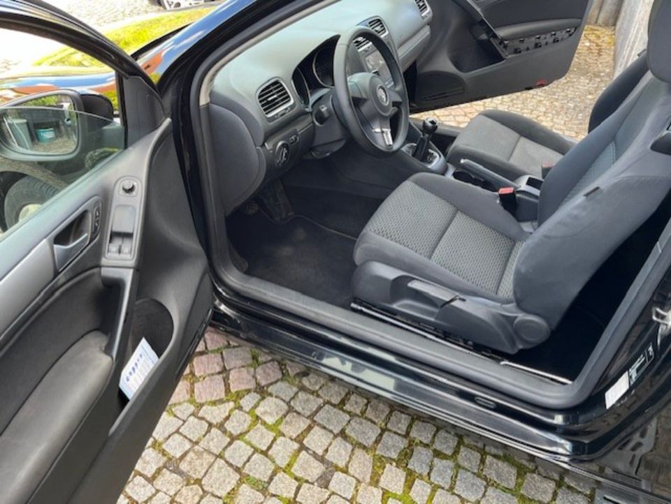VW Golf 6 mit 17 Zoll Neue Kupplung und Getriebe in Frensdorf