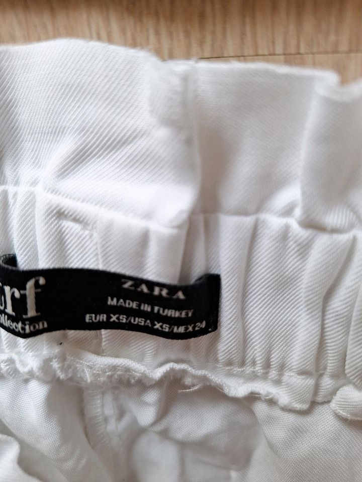 Zara Hose weiß Paperbag, XS, auch bei 36 in Pinneberg