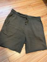 Shorts Sweatshorts Divided by H&M oliv washed-out Gr. L Baden-Württemberg - Mannheim Vorschau