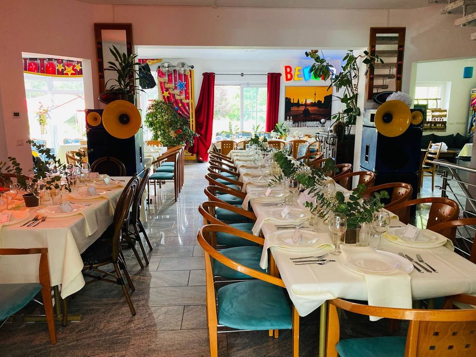 *NEU* Hochzeitslocation Gerburtstagslocation Partyraum Veranstaltungsraum Ferienwohnung Partylocation Hochzeitsfeier Geburtstagsfeier Ferienhaus Location Eventlocation nähe Berlin Potsdam Brandenburg in Nuthe-Urstromtal