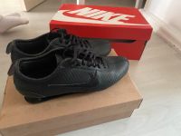 Nike Damen Schuhe Black Neu & Ungetragen Berlin - Schöneberg Vorschau