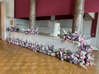 Traubogen Kunst-Blumen lila bunt Blumenläufer Hochzeit Blumenwand Duisburg - Röttgersbach Vorschau