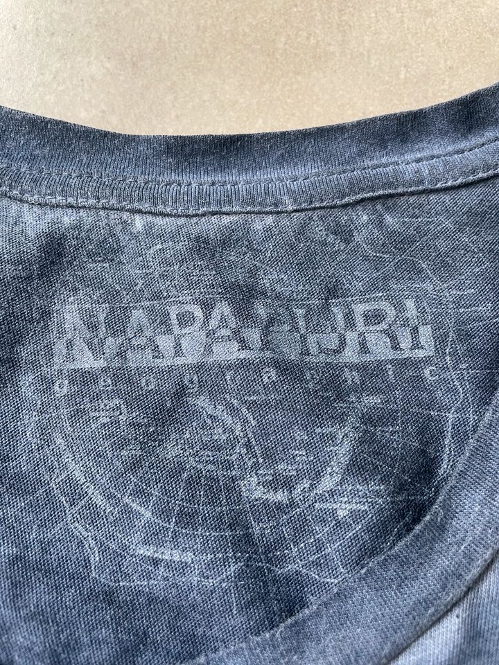 Napapijri T-Shirt Gr. L in Leingarten