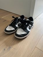 Nike Dunks Panda low Nordrhein-Westfalen - Oberhausen Vorschau